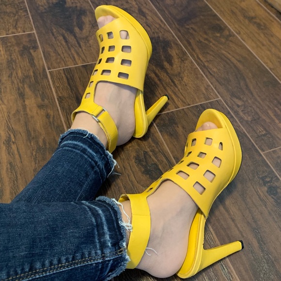 Rockport Shoes - 💲🖤Rockport Janae Heels🖤💲
